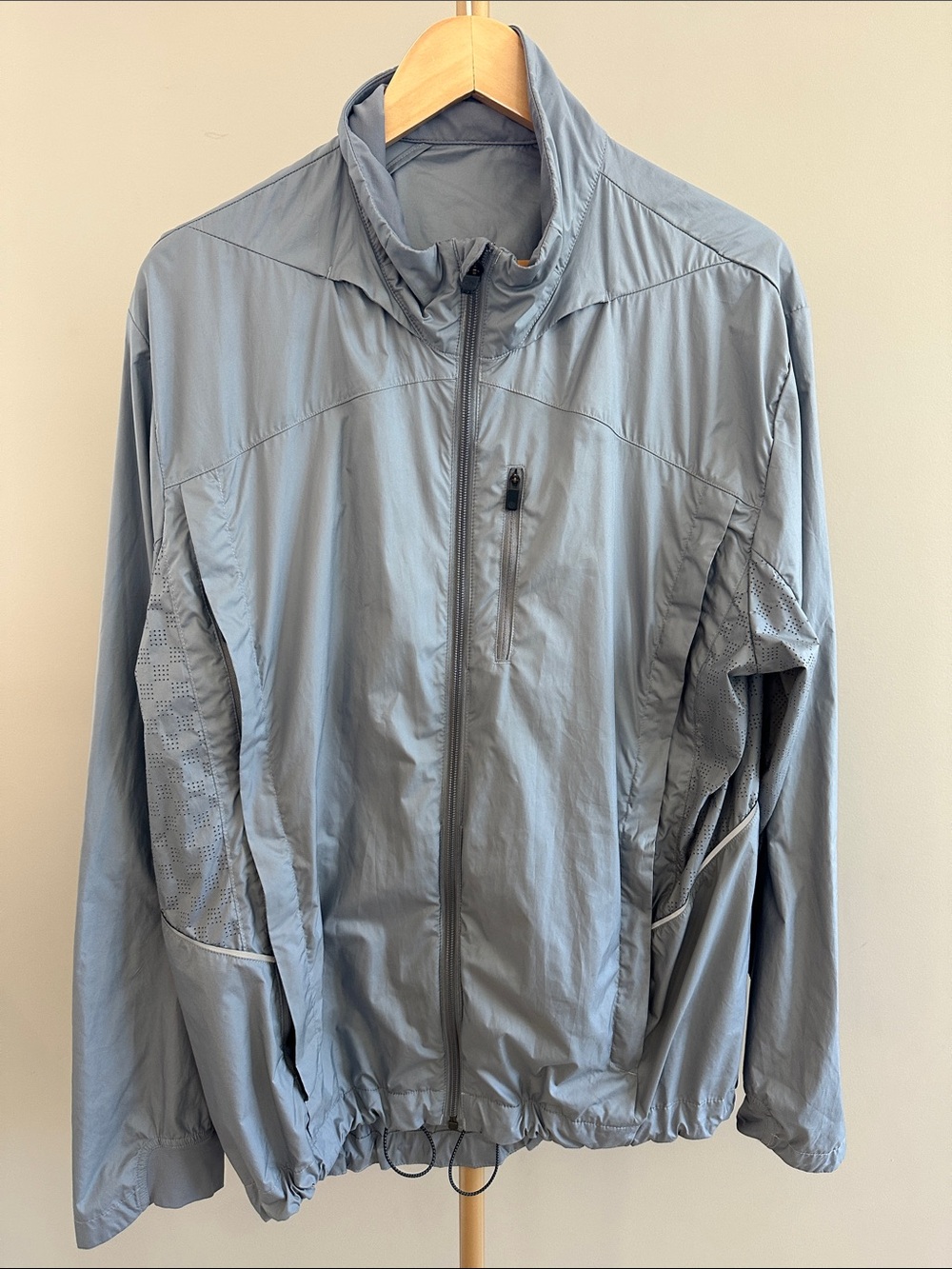 Lululemon Men's Lightweight Running Jacket Grey Full Zip Size L